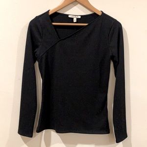 Express : woman’s long sleeve